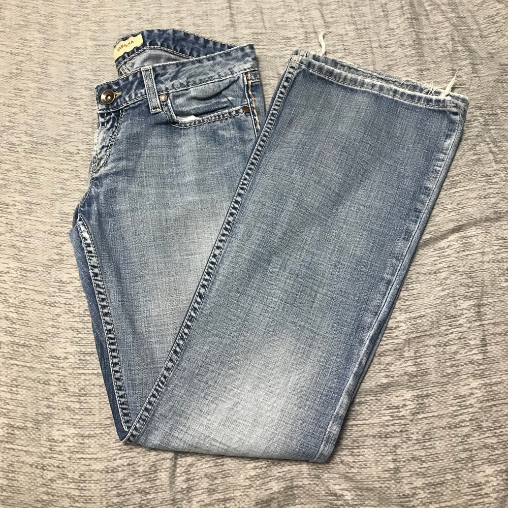 😺Buckle BKE Sabrina Lightwash Jeans